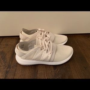 Adidas Sneakers Ivory